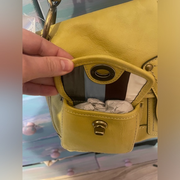NWT Coach 2007 Leigh Leather Pocket Flap Bag, Y2K in yellow citron RARE Vintage - Picture 3 of 13